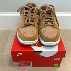 Men’s Nike Dunk Low SE - Teddy Bear